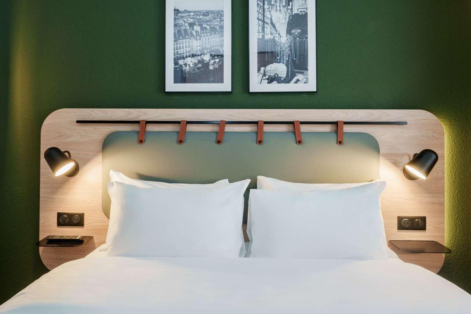 กัมปานีเล มาร์น ลา วายี บุสซี แซ็ง ฌอร์ช Hotel ภายนอก รูปภาพ