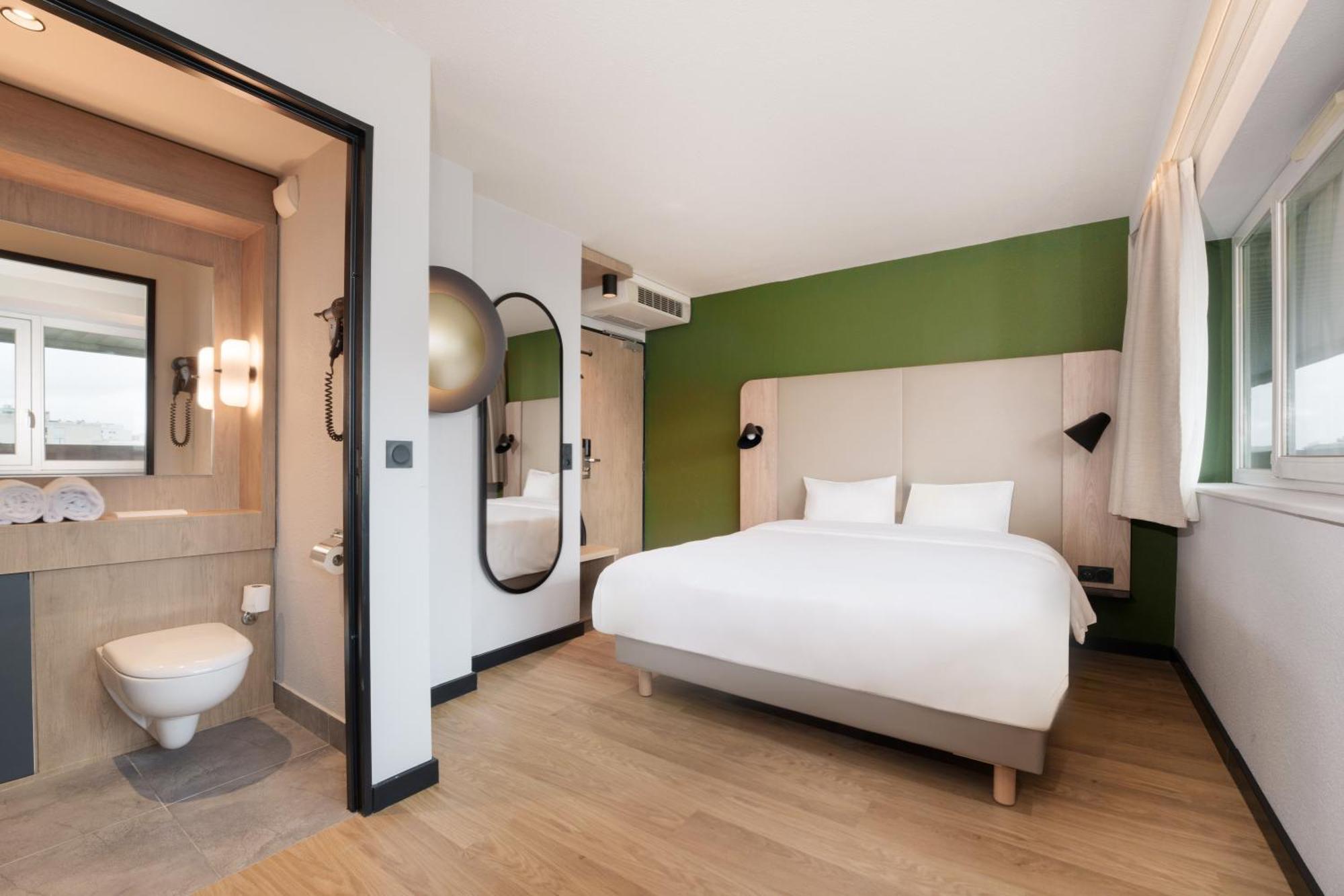 กัมปานีเล มาร์น ลา วายี บุสซี แซ็ง ฌอร์ช Hotel ภายนอก รูปภาพ