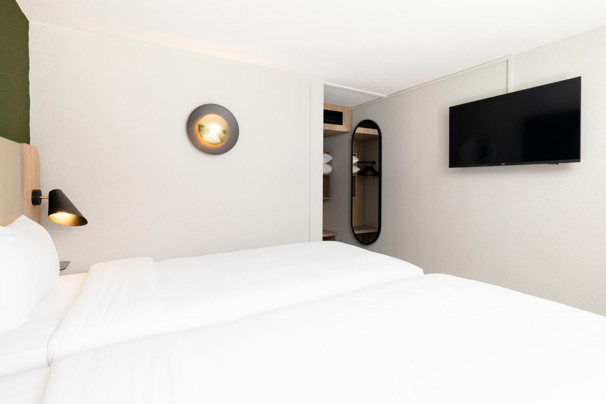 กัมปานีเล มาร์น ลา วายี บุสซี แซ็ง ฌอร์ช Hotel ภายนอก รูปภาพ